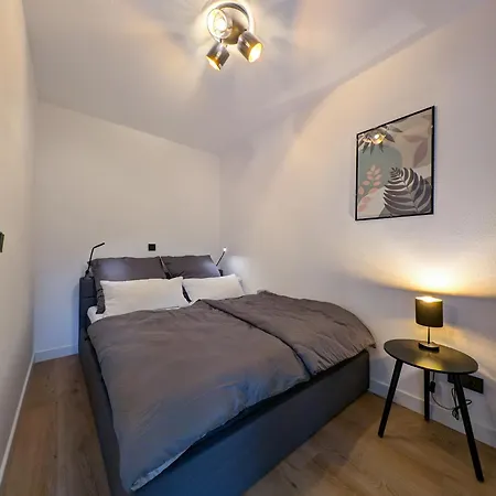 アパート Moderne In Ruhiger Idyllischer Lage 2 2 Personen Moeglich